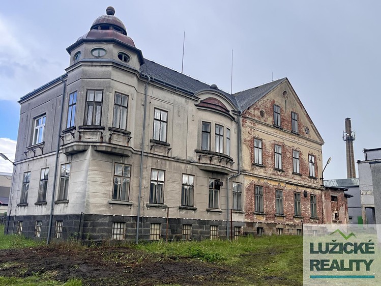 Prodej komerčního prostoru, 1 000 m² (1 z 20)