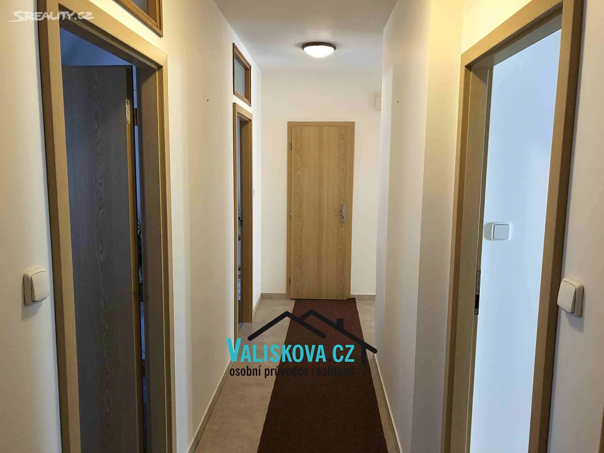 Pronájem kanceláře 91 m² – pohled 6