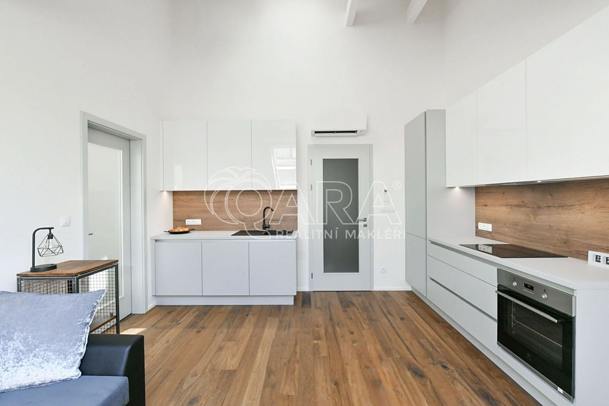 Pronájem bytu 2+kk 50 m²
