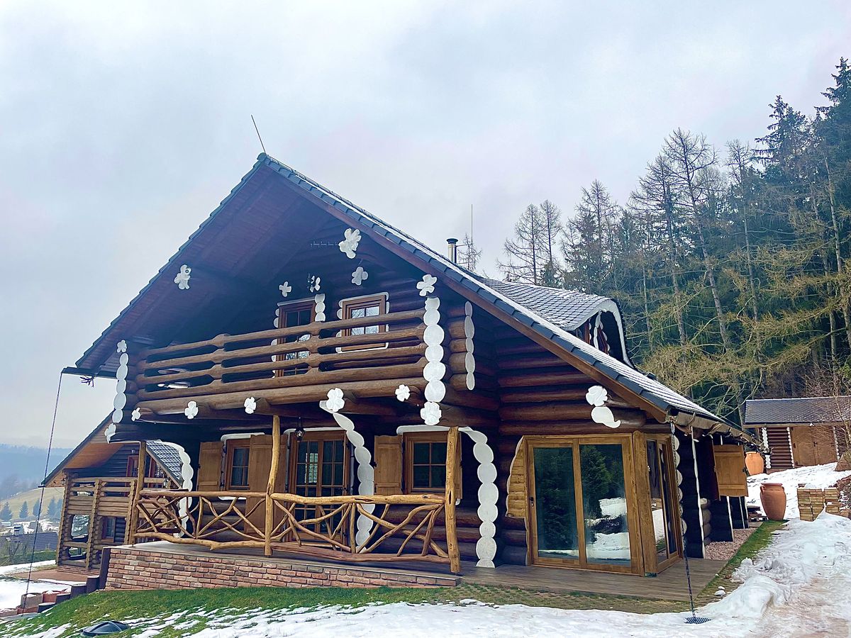 Prodej rodinného domu 166 m², pozemek 946 m² – fotografie 3