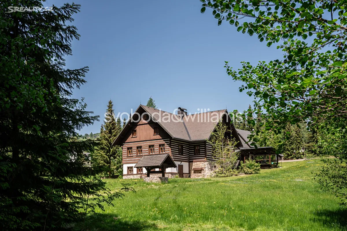 Prodej rodinného domu 535 m², pozemek 28284 m², Paseky nad Jizerou