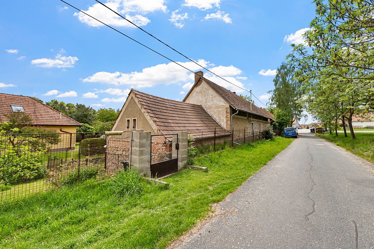 Prodej rodinného domu 64 m², pozemek 943 m² – fotografie 4
