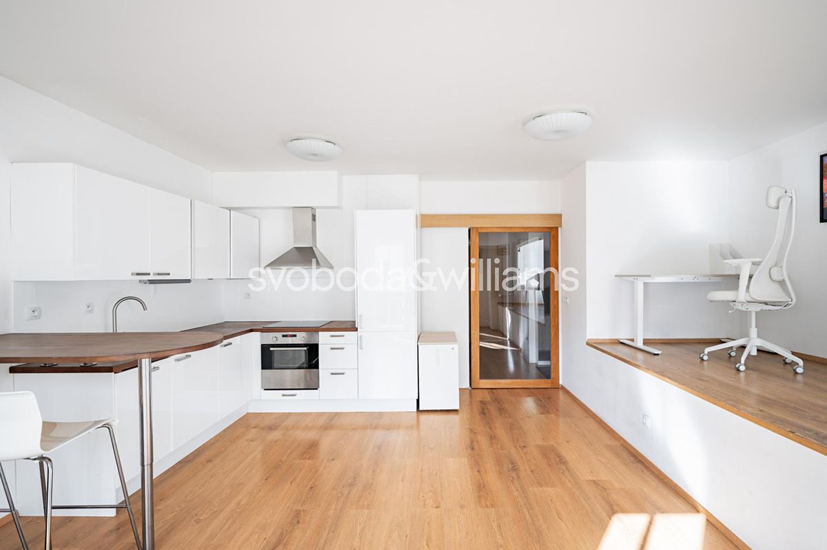 Prodej bytu 4+kk 108 m² – fotografie 3