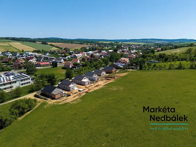 Prodej pole 7225 m², Sazovice – náhled fotky 3