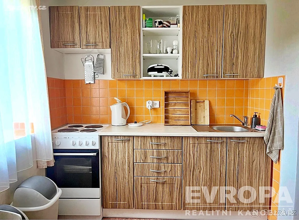 Prodej rodinného domu 150 m², pozemek 694 m² – pohled 6
