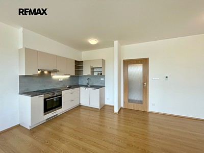 Pronájem bytu 2+kk 80 m²