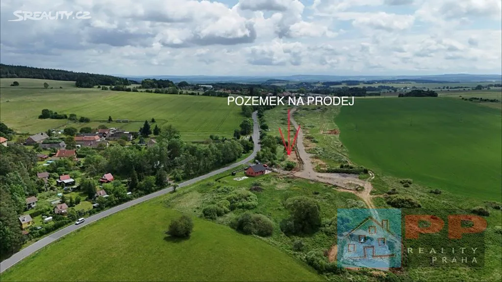 Prodej stavebního pozemku 968 m², Narysov