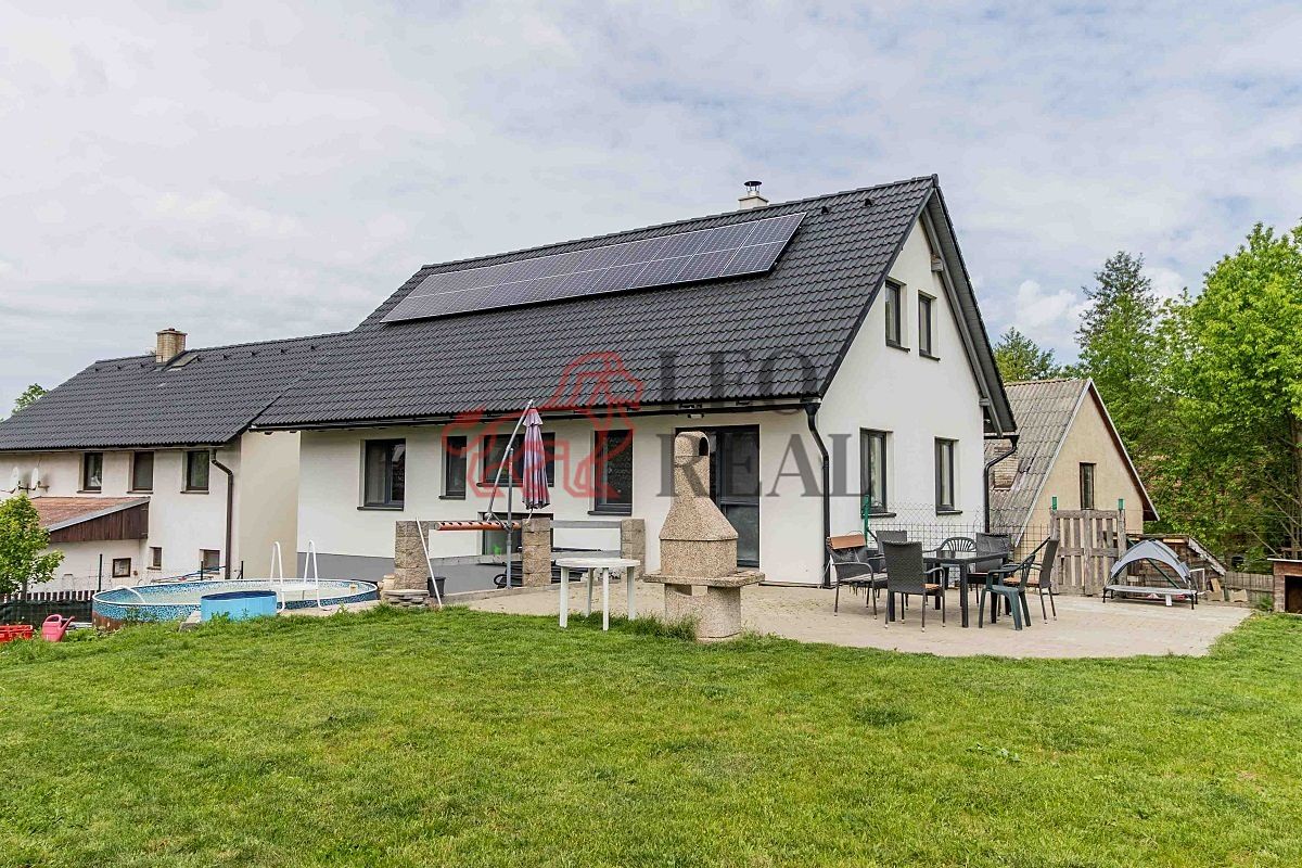 Prodej rodinného domu 104 m², pozemek 1959 m²