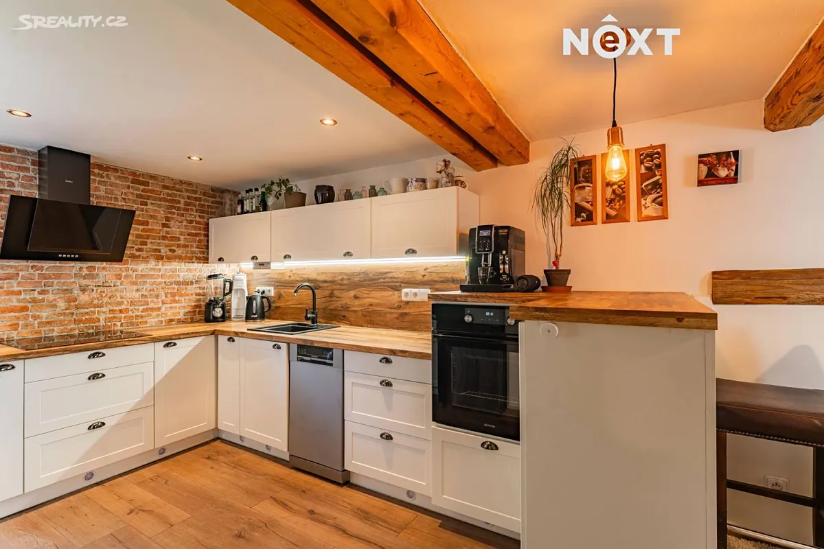 Prodej rodinného domu 93 m², pozemek 730 m² – další