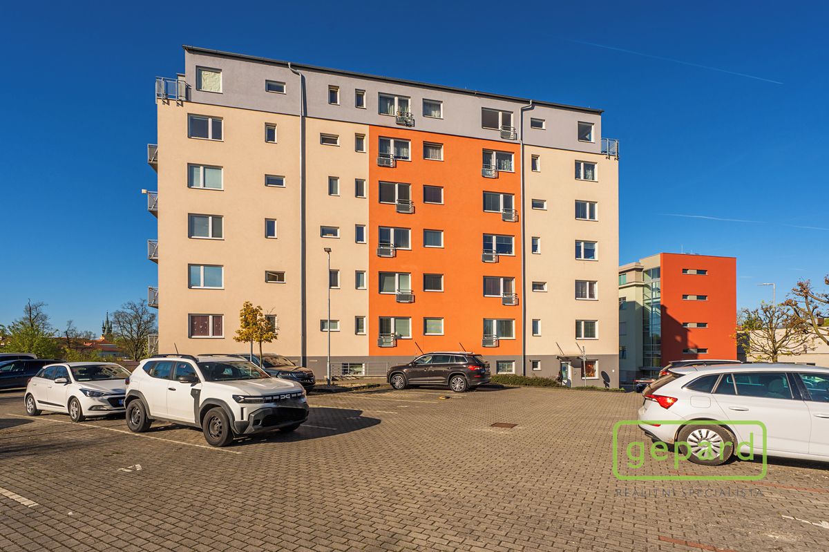 Pronájem bytu 1+kk 39 m²