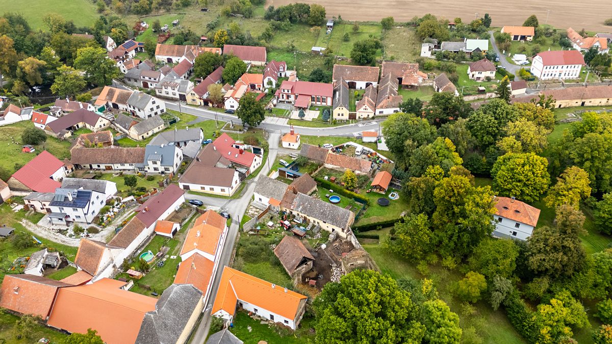 Prodej zemědělské usedlosti 100 m², pozemek 2441 m² – fotografie 4