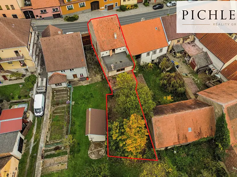 Prodej rodinného domu 292 m², pozemek 313 m², Kasejovice – náhled fotky 2