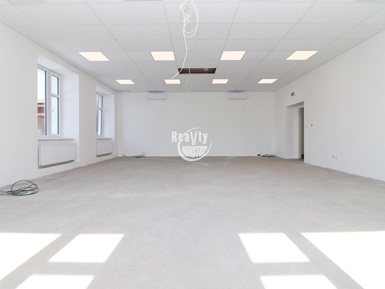 Комерційне приміщення в оренду, 584 м² (16 з 25)