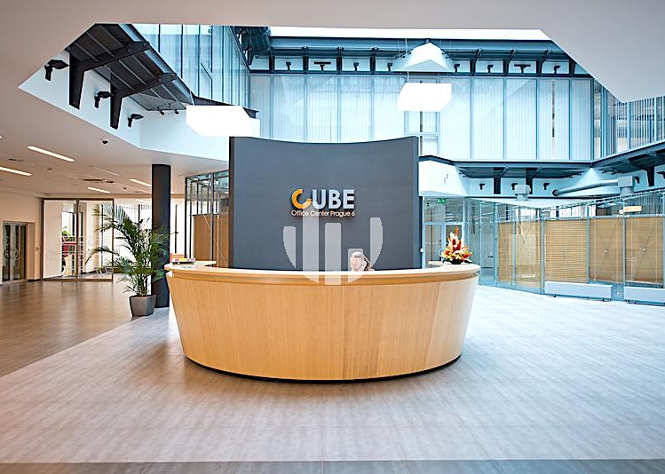 Pronájem komerčního prostoru, 105 m² (2 z 10)