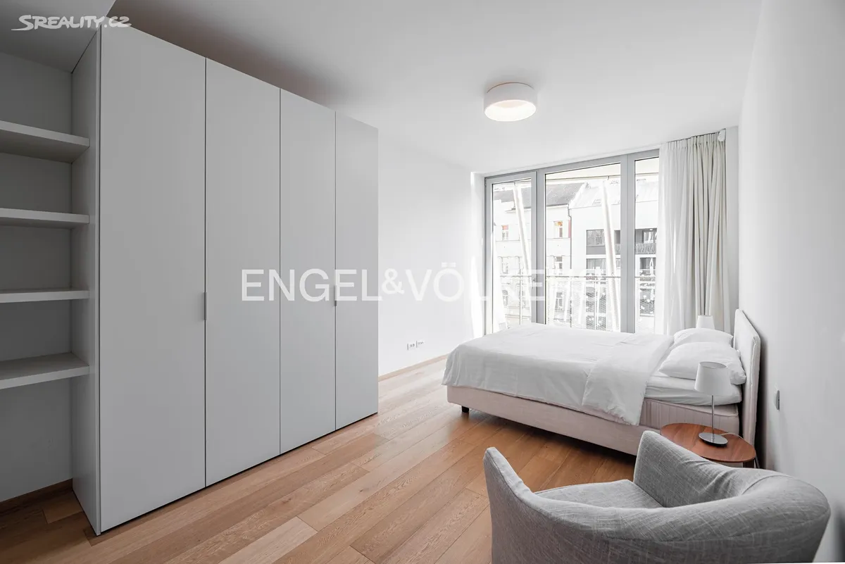 Pronájem bytu 2+kk 73 m² – pohled 5