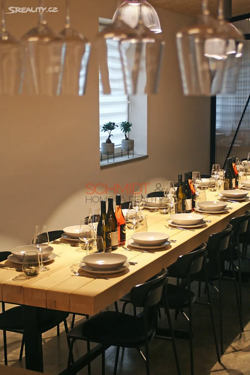 Pronájem obchodního prostoru 146 m² – pohled 5