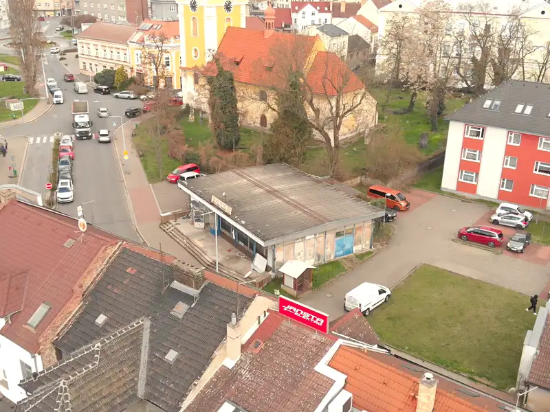 Prodej obchodního prostoru 229 m², Kolín – náhled fotky 2