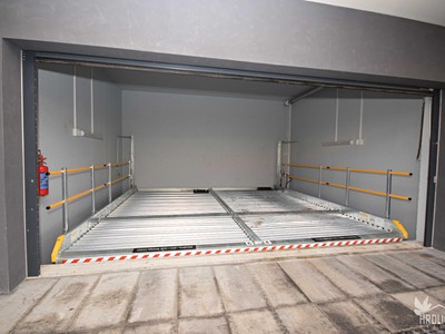Prodej nemovitosti, 14 m² (2 z 3)