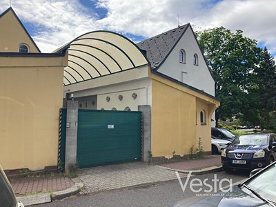 Pronájem skladového prostoru 207 m²