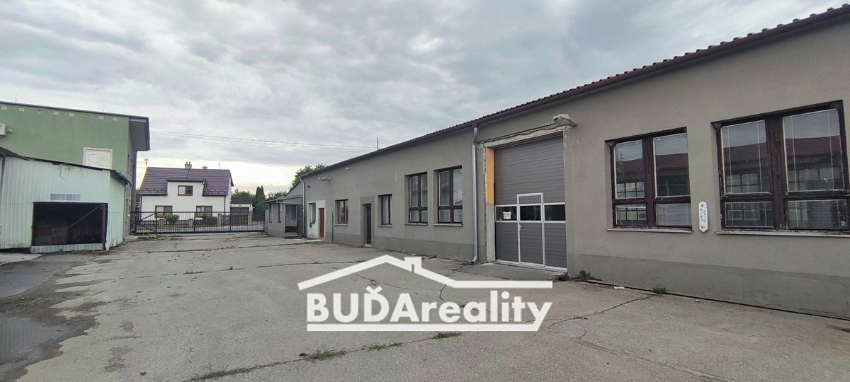 Pronájem výrobní haly, prostoru 129 m²
