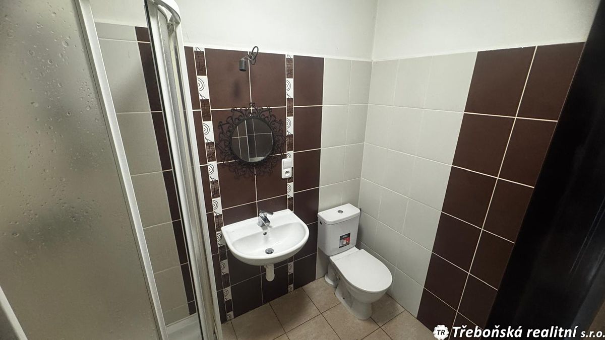 Pronájem bytu 2+kk 35 m² – fotografie 4
