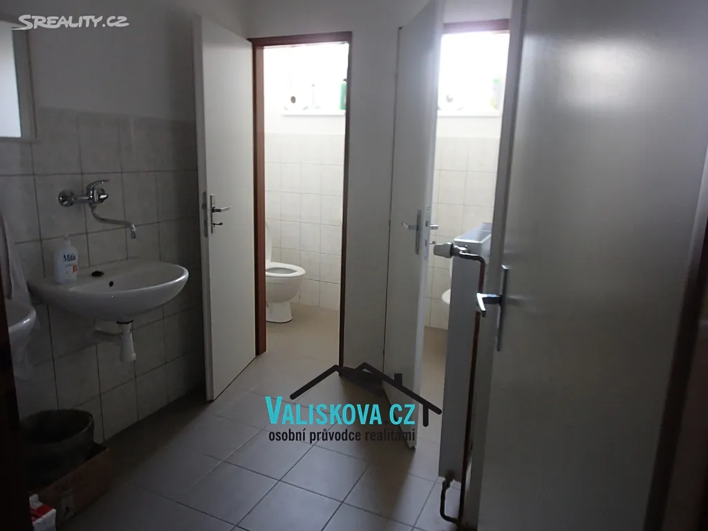 Pronájem kanceláře 347 m² – pohled 6