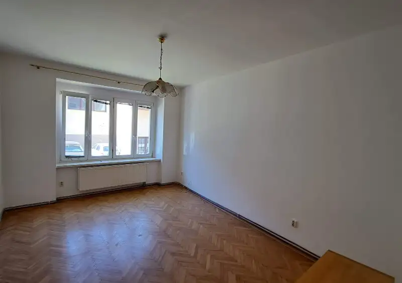 Prodej bytu 2+1 73 m², Kolín – náhled fotky 2