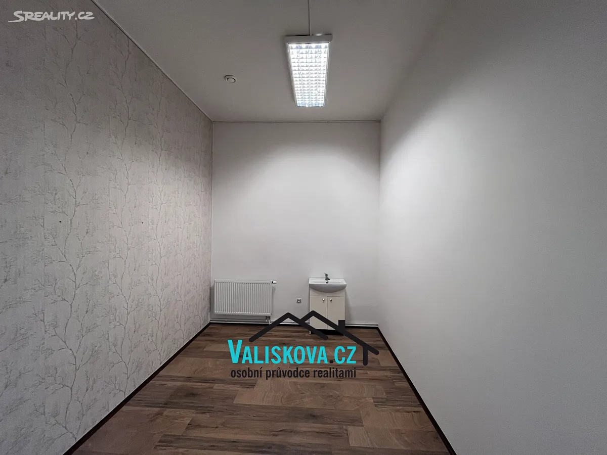 Pronájem obchodního prostoru 130 m² – pohled 3