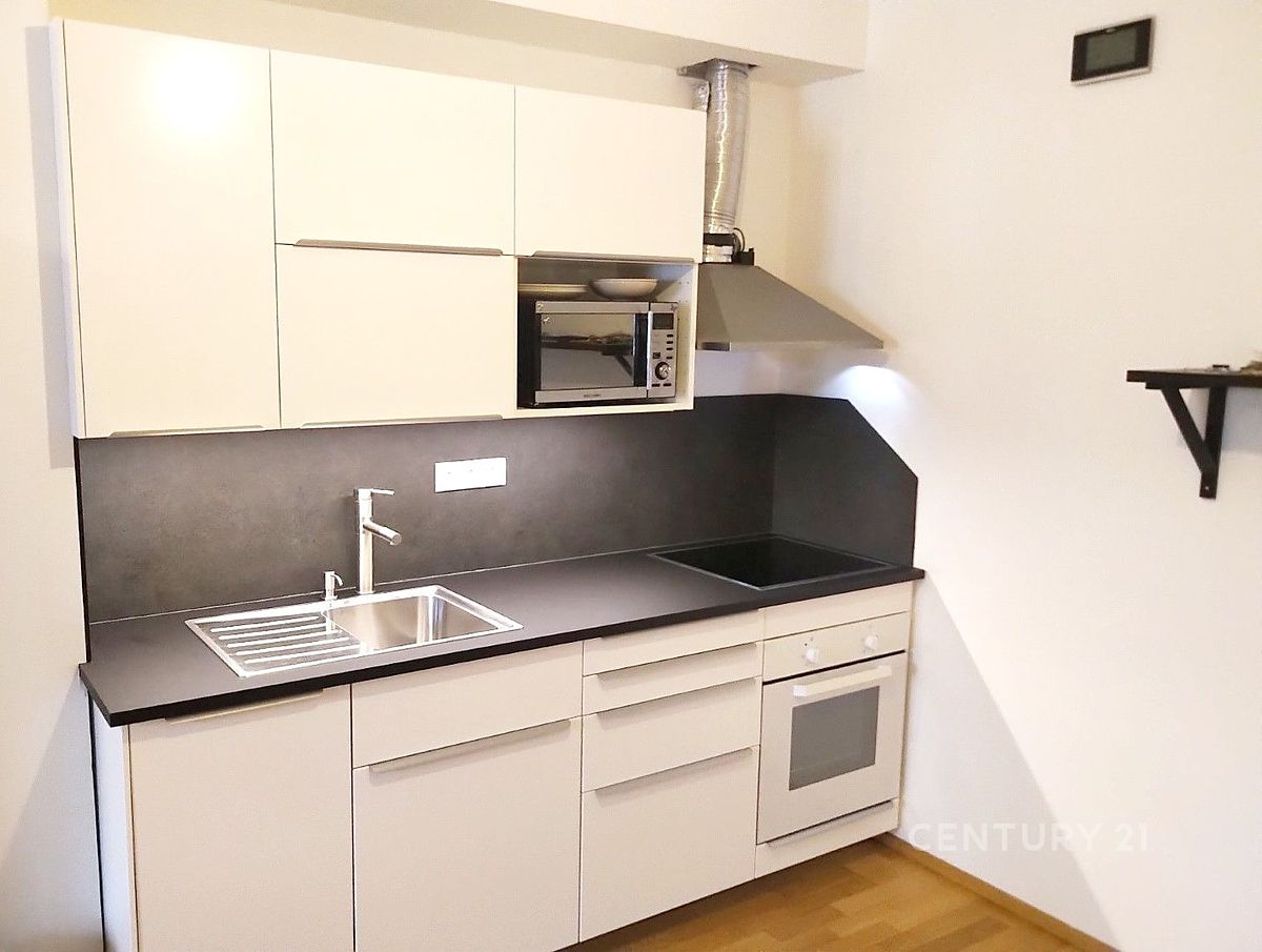 Pronájem bytu 2+kk 45 m²