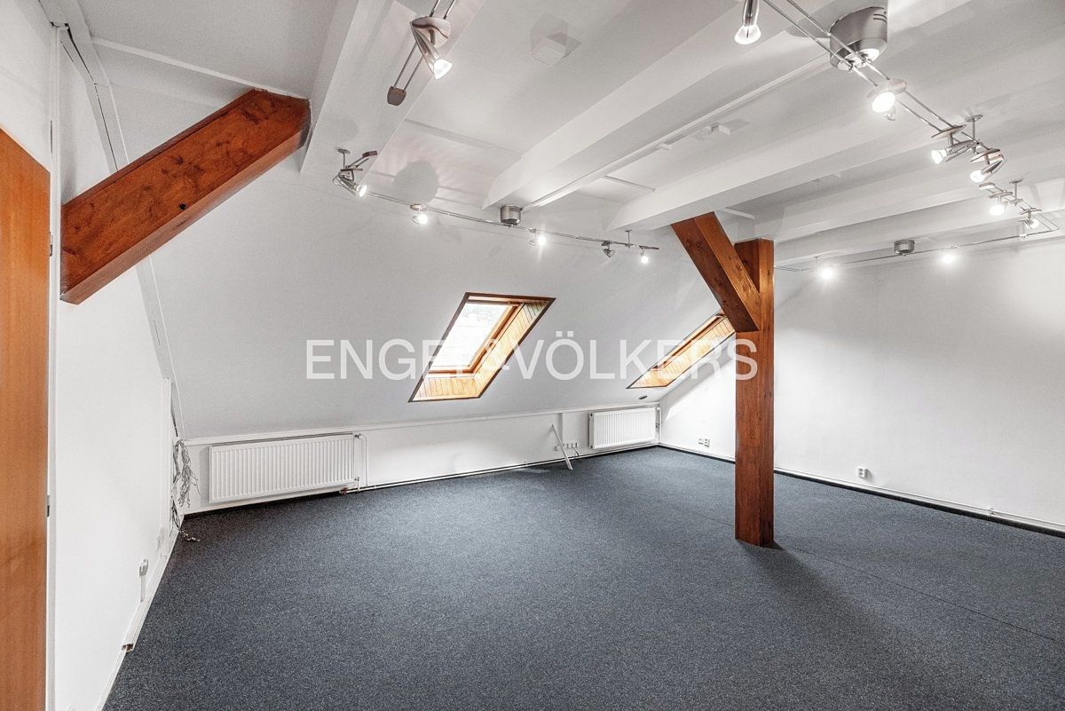 Pronájem bytu 5+1 140 m²