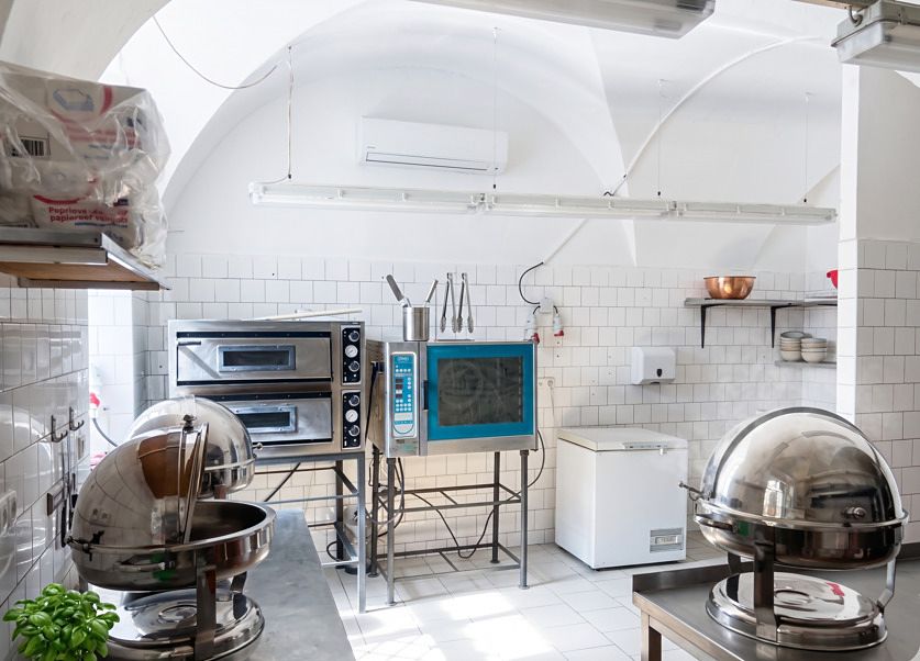 Pronájem restaurace 179 m² – fotografie 3