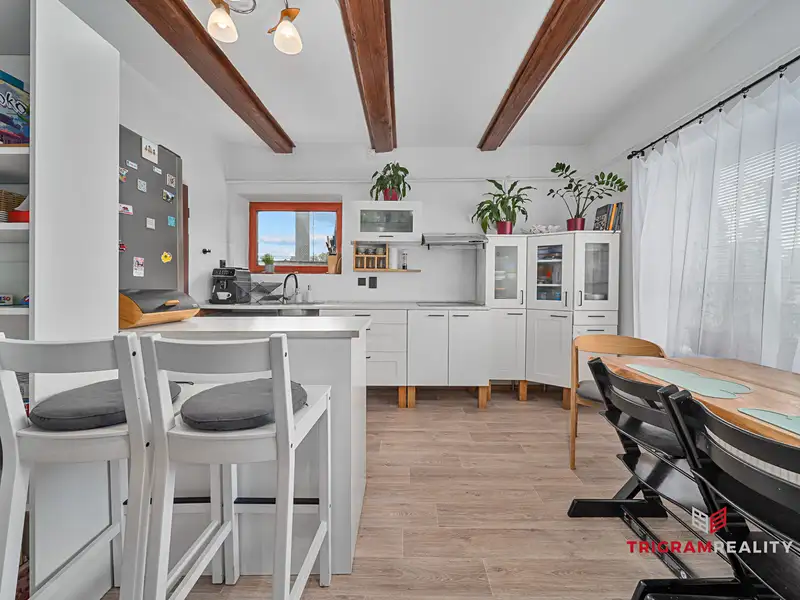 Prodej rodinného domu 160 m², pozemek 770 m², Dvůr Králové nad Labem – náhled fotky 3