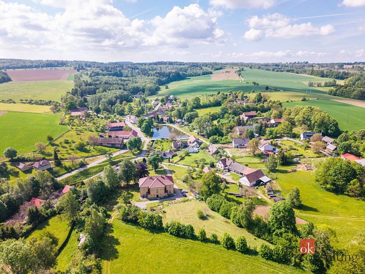 Prodej stavebního pozemku 1913 m² – fotografie 2