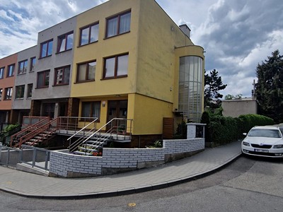 Pronájem bytu 2+1 64 m²