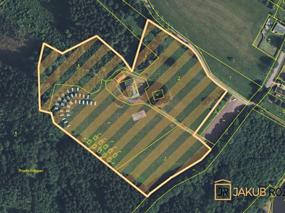 Prodej  komerčního pozemku 40 632 m²
