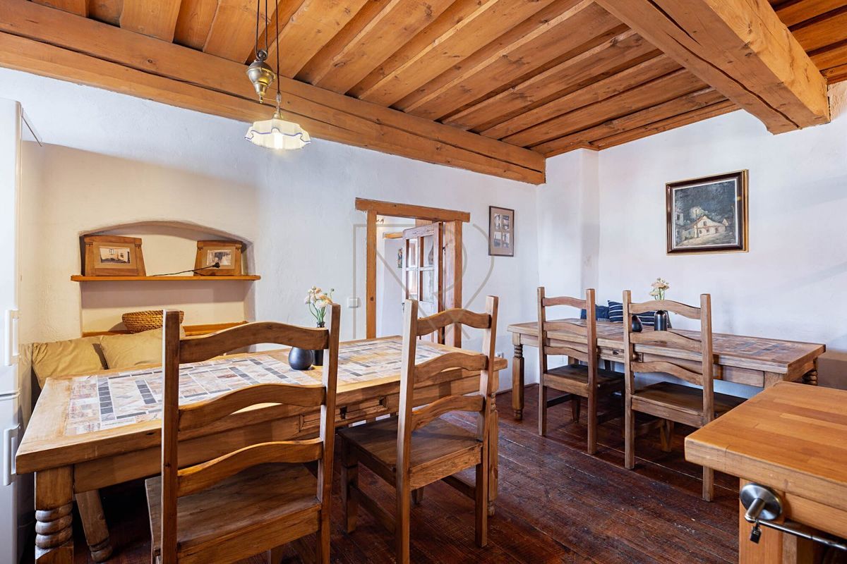 Prodej ubytovacího zařízení 250 m²