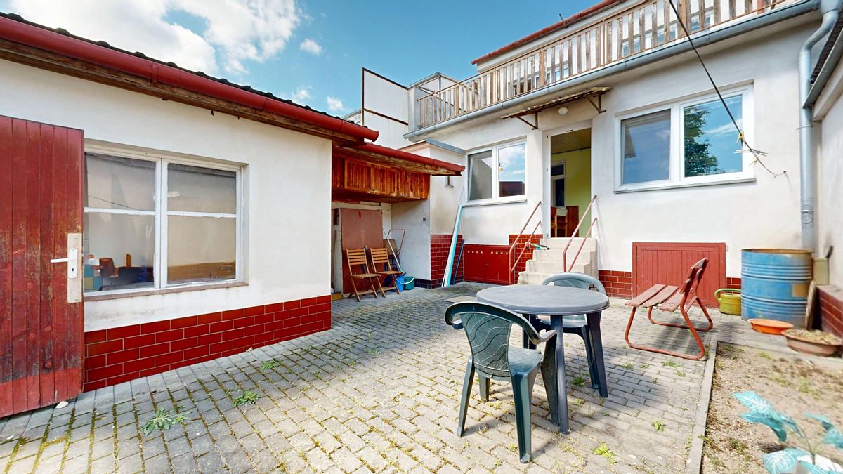 Prodej rodinného domu 88 m², pozemek 142 m²
