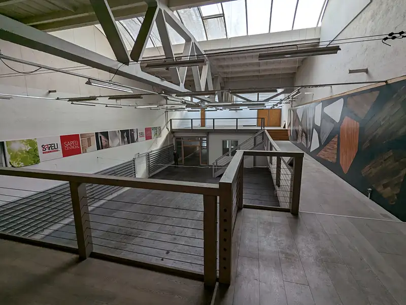 Pronájem obchodního prostoru 548 m², Plzeň – náhled fotky 1