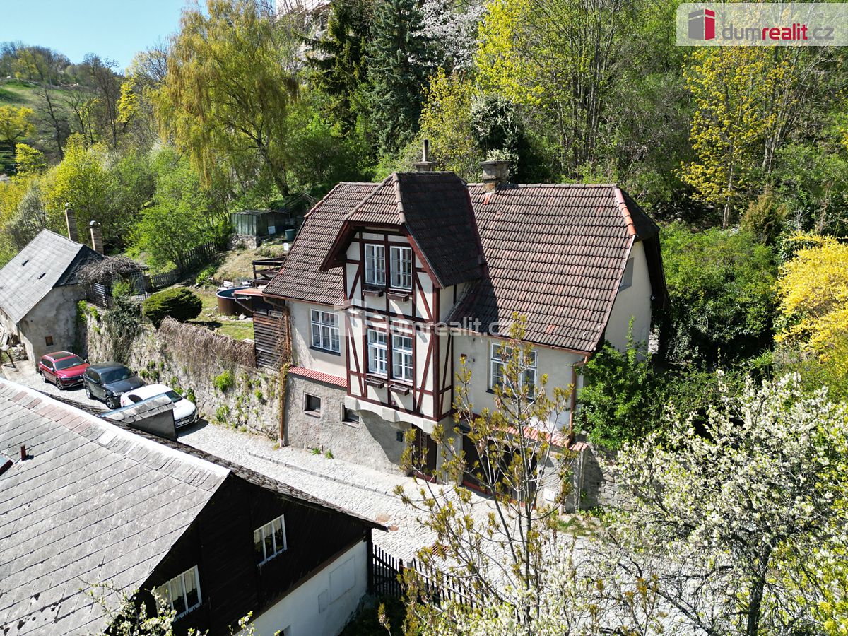 Prodej rodinného domu 99 m², pozemek 233 m² – fotografie 4