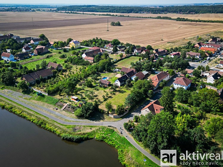 Prodej pozemku, 1 690 m² (5 z 18)