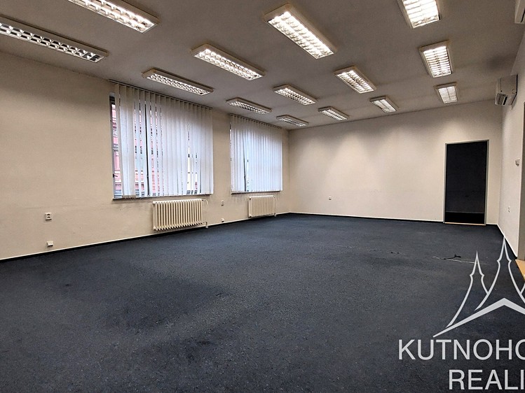 Gewerbefläche zur Miete, 75 m² (1 von 11)