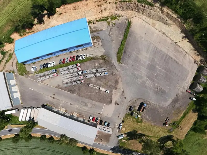 Pronájem obchodního prostoru 15000 m², Plaňany – náhled fotky 2
