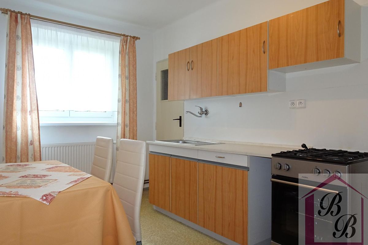 Pronájem bytu 2+1 49 m² – fotografie 2