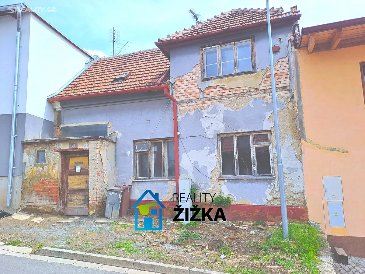 Prodej rodinného domu 108 m², pozemek 68 m², Rousínov