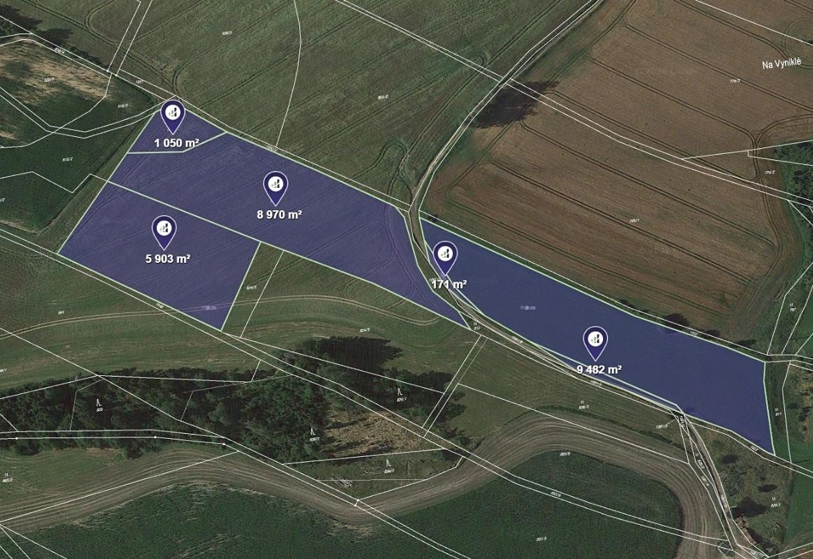 Prodej pole 25576 m²