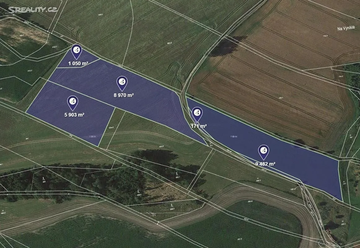 Prodej pole 25576 m², Stružinec