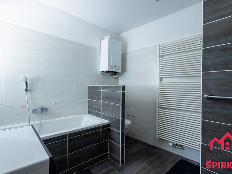 Prodej bytu 3+1, 77 m² (15 z 30)