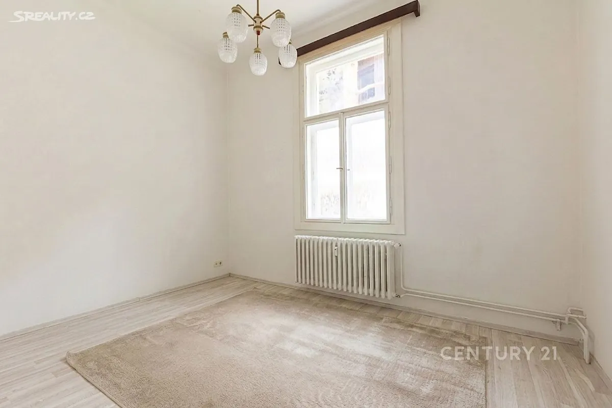 Prodej vily 260 m², pozemek 687 m² – pohled 6