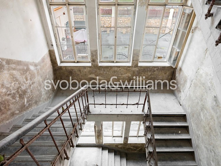 Prodej komerčního prostoru, 1 200 m² (8 z 12)