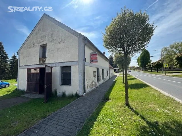 Prodej rodinného domu 257 m², pozemek 427 m², Velemín